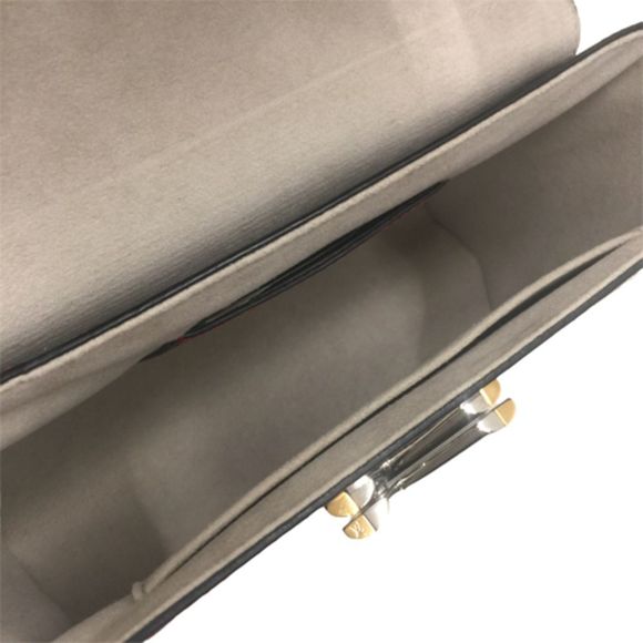 Louis Vuitton Twist Turnlock Chain Shoulder Epi MM Shoulder Bag - Picture 7 of 9